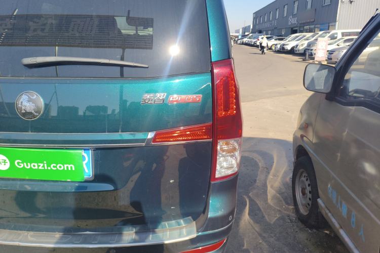 Used FORTHING Lingzhi PLUS 2021 Travel Edition 2.0L Manual Luxury 7-Seater Right Rear Taillight
