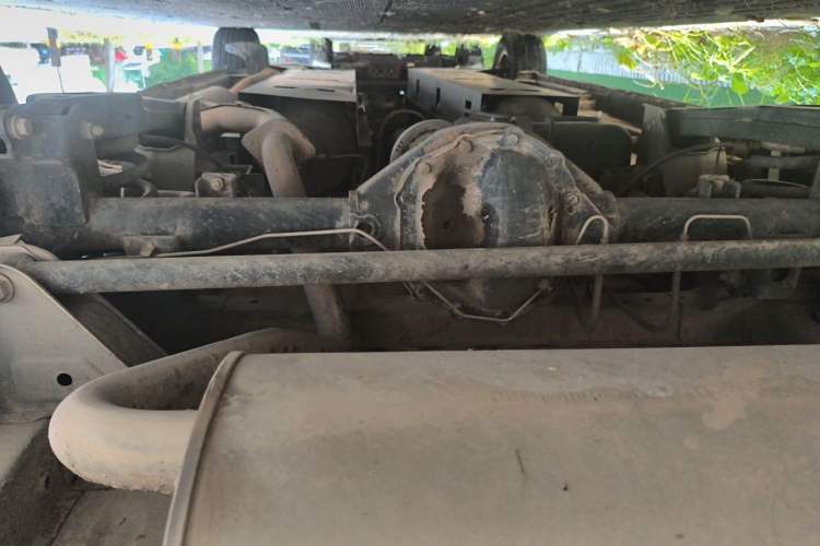 Used FORTHING Lingzhi PLUS 2021 2.0L Manual Luxury CNG 7-Seater Chassis Rear