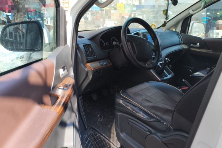 Used FORTHING Lingzhi PLUS 2021 2.0L Manual Comfort Version 7 Seats Driver Seat