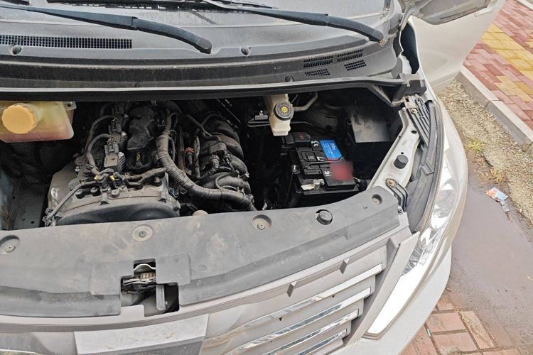 Used FORTHING Lingzhi PLUS 2021 2.0L Manual Luxury 7-Seater Engine Bay Left