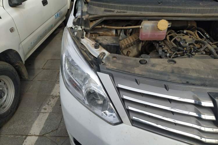 Used FORTHING Lingzhi PLUS 2021 2.0L Manual Comfort Version 7 Seats Engine Bay Right