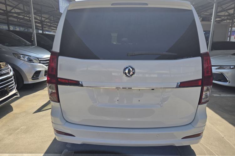 Used FORTHING Lingzhi PLUS 2021 2.0L Manual Luxury 9-Seater Exterior 4