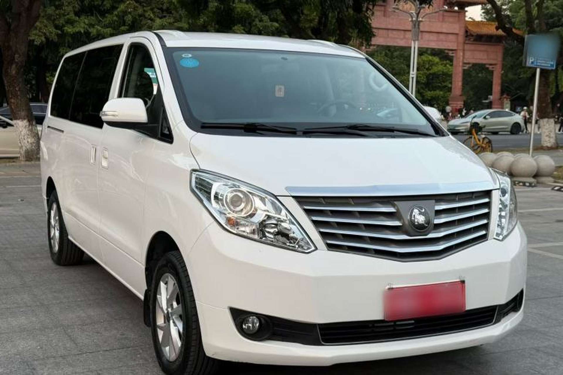 Used FORTHING Lingzhi PLUS 2021 2.0L Manual Luxury 7-Seater Exterior 5