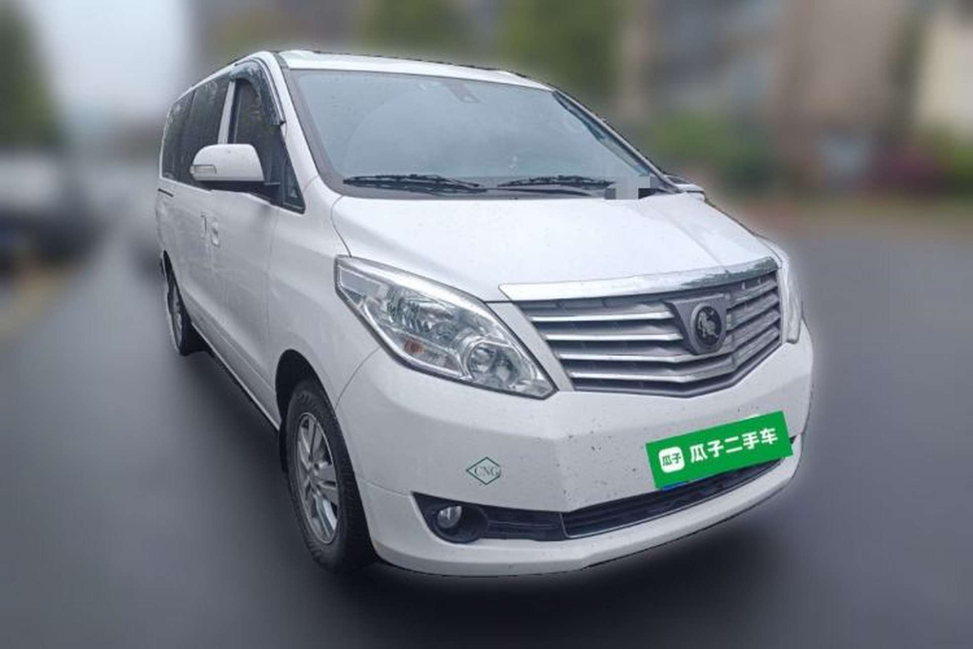 Used FORTHING Lingzhi PLUS 2021 2.0L Manual Standard Version CNG 7 Seats Front Right 45 Deg
