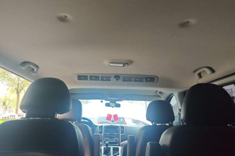 Used FORTHING Lingzhi PLUS 2021 2.0L Manual Standard Version CNG-Powered 9-Seater Headliner