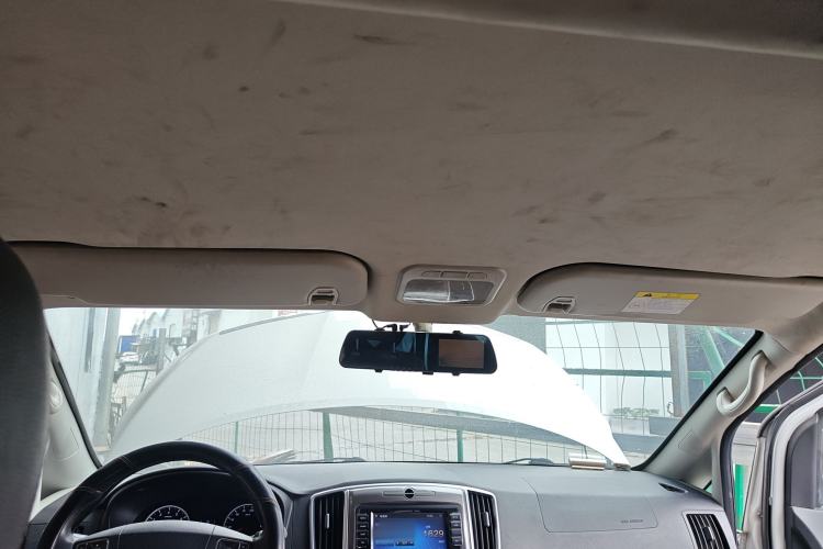 Used FORTHING Lingzhi PLUS 2021 Travel Edition 2.0L Manual Luxury 7-Seater Headliner