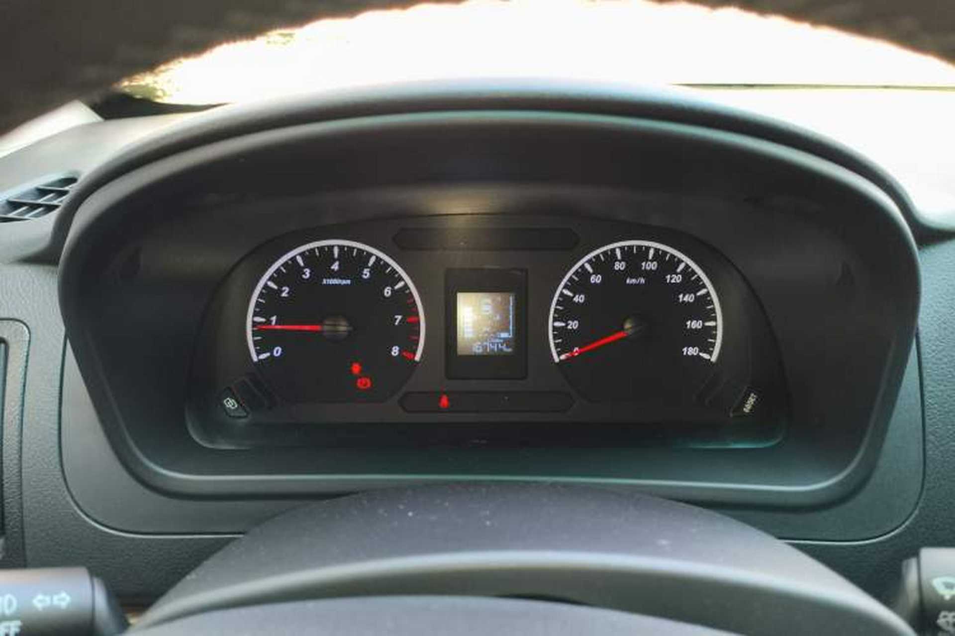 Used FORTHING Lingzhi PLUS 2021 2.0L Manual Comfort Version 7 Seats Instrument Cluster