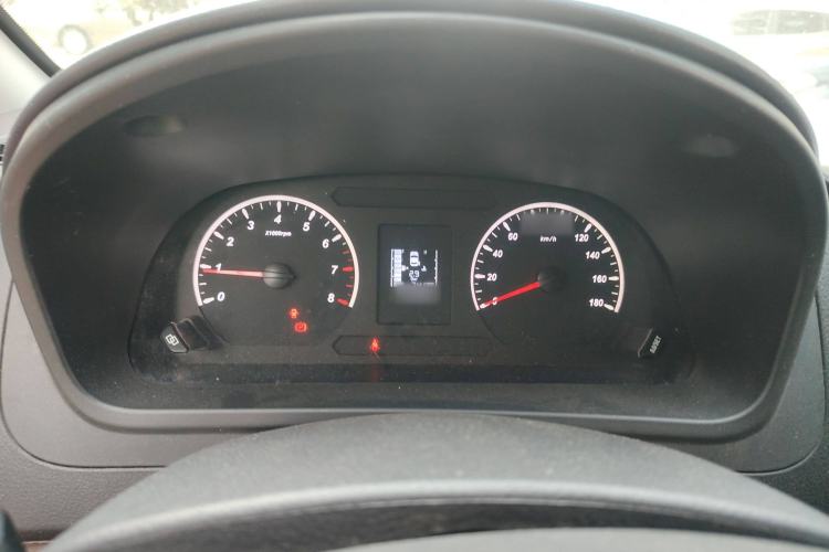 Used FORTHING Lingzhi PLUS 2021 2.0L Manual Luxury 9-Seater Instrument Cluster
