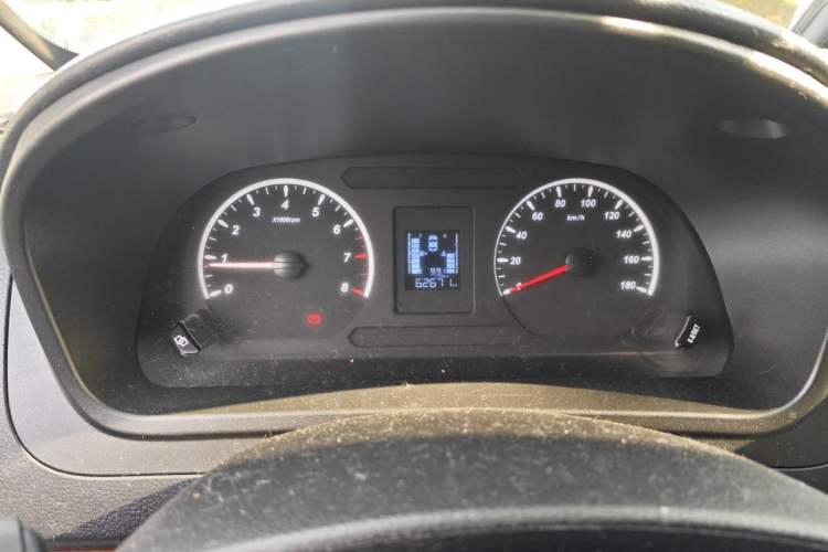 Used FORTHING Lingzhi PLUS 2021 2.0L Manual Comfort Version 7 Seats Instrument Cluster