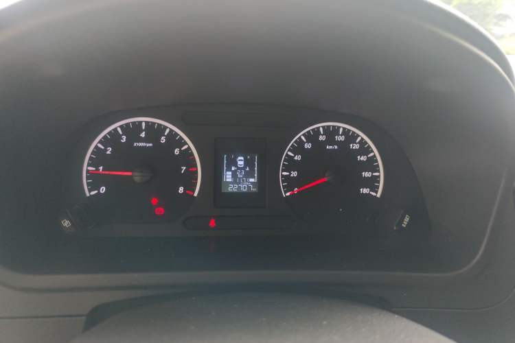 Used FORTHING Lingzhi PLUS 2021 Travel Edition 2.0L Manual Luxury 7-Seater Instrument Cluster