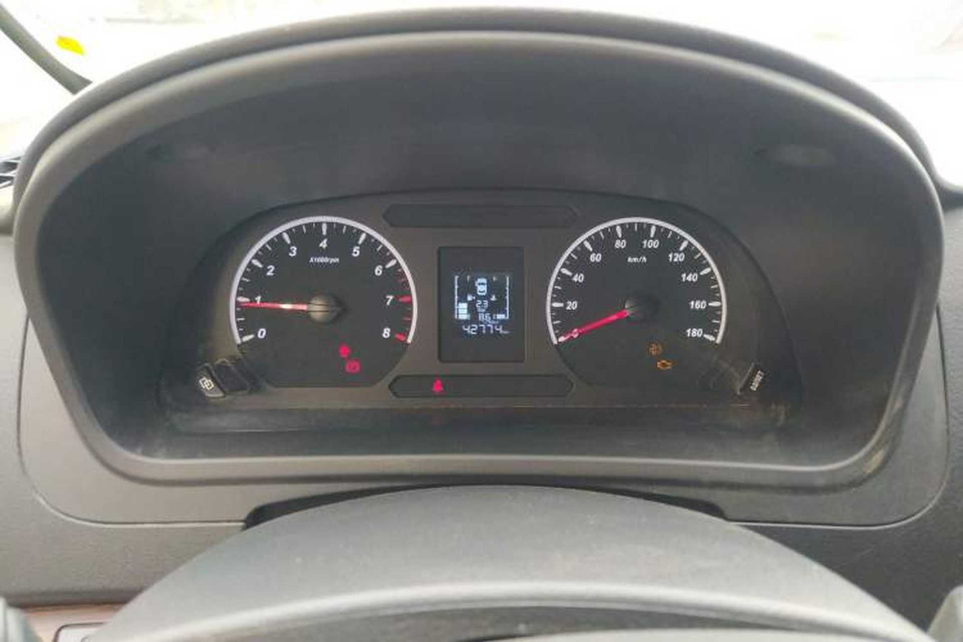 Used FORTHING Lingzhi PLUS 2021 2.0L Manual Comfort Version 7 Seats Instrument Cluster