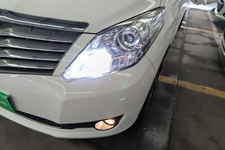 Used FORTHING Lingzhi PLUS 2021 Travel Edition 2.0L Manual Luxury 7-Seater Left Front Headlight