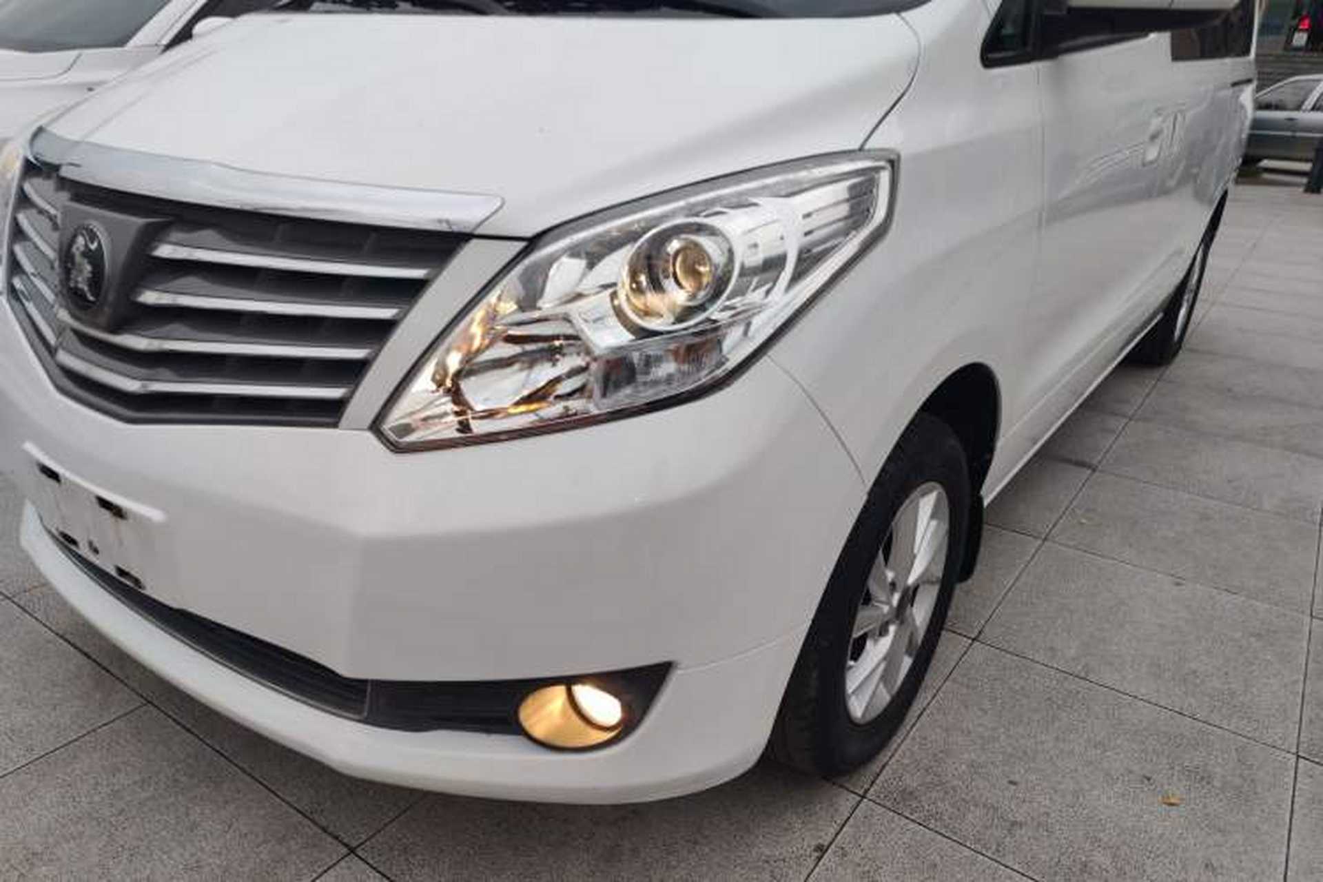 Used FORTHING Lingzhi PLUS 2021 Travel Edition 2.0L Manual Luxury 7-Seater Left Front Headlight