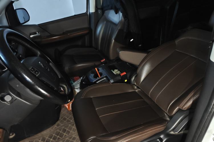 Used FORTHING Lingzhi PLUS 2021 2.0L Manual Luxury 7-Seater Left Front Seat