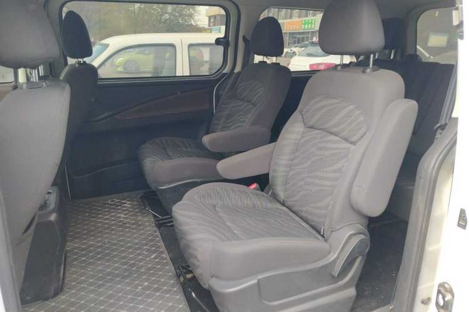 Used FORTHING Lingzhi PLUS 2021 2.0L Manual Comfort Version 7 Seats Left Rear Seat