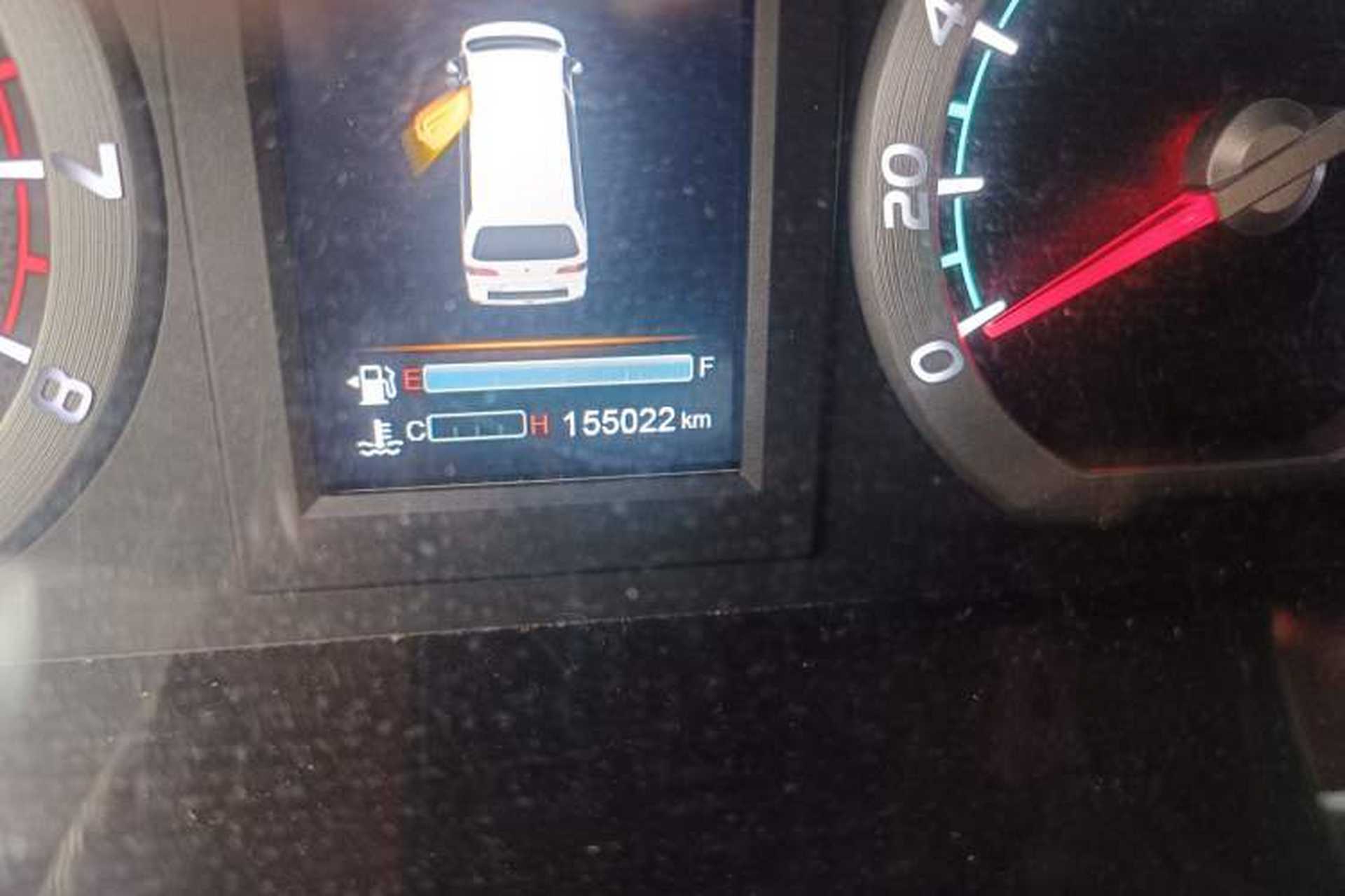 Used FORTHING Lingzhi PLUS 2021 2.0L Manual Standard Version CNG 7 Seats Odometer Close Up