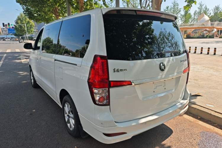Used FORTHING Lingzhi PLUS 2021 Travel Edition 2.0L Manual Luxury 7-Seater Rear Left 45 Deg