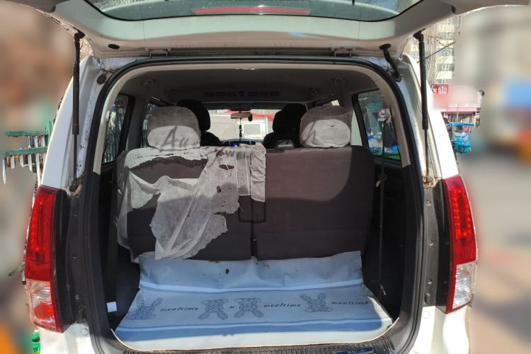 Used FORTHING Lingzhi PLUS 2021 2.0L Manual Comfort Version 7 Seats Trunk