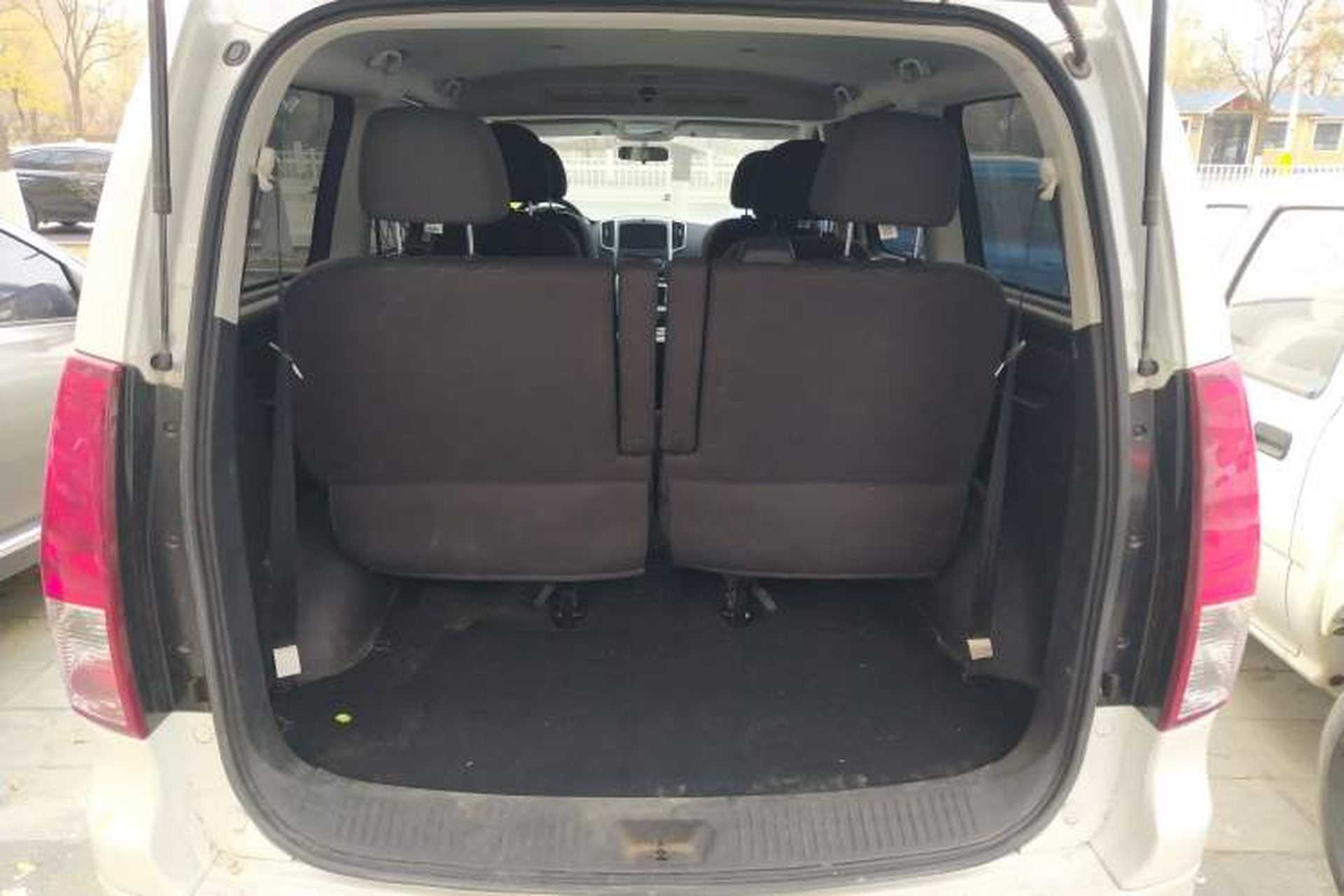 Used FORTHING Lingzhi PLUS 2021 2.0L Manual Comfort Version 7 Seats Trunk