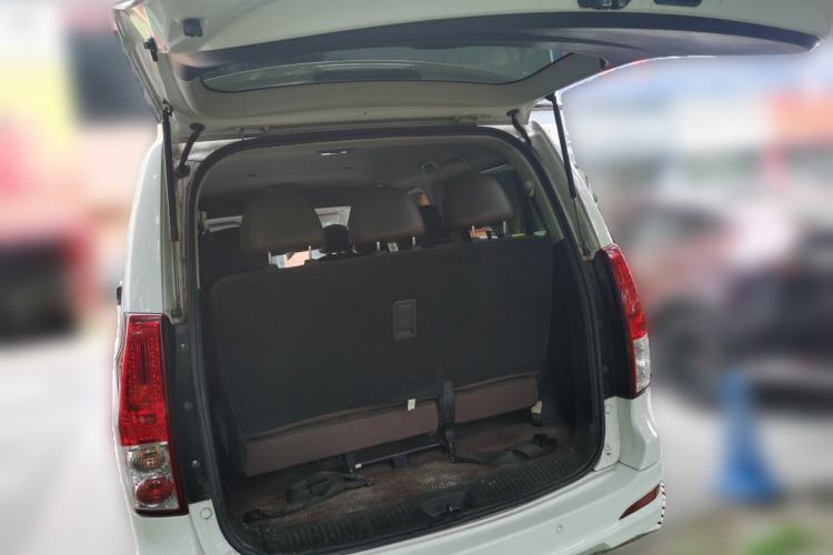 Used FORTHING Lingzhi PLUS 2021 2.0L Manual Luxury 9-Seater Trunk