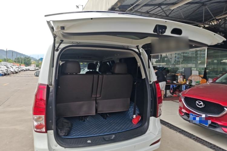 Used FORTHING Lingzhi PLUS 2021 2.0L Manual Luxury 7-Seater Trunk
