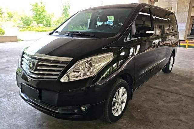 Used FORTHING Lingzhi PLUS 2022 Travel Edition 2.0L Manual Luxury 9-Seater