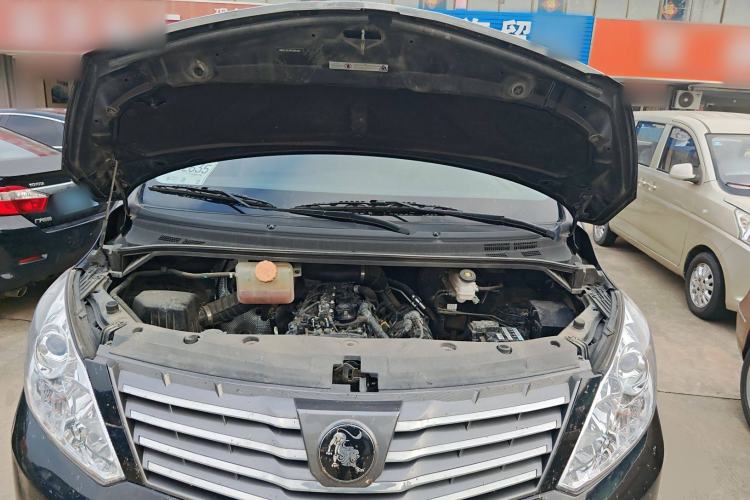 Used FORTHING Lingzhi PLUS 2022 Travel Edition 2.0L Manual Luxury Version 7 Seats Engine Bay