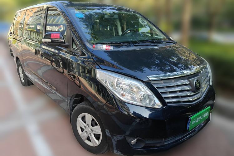 Used FORTHING Lingzhi PLUS 2022 Travel Edition 2.0L Manual Comfort Version 7 Seats Exterior 2