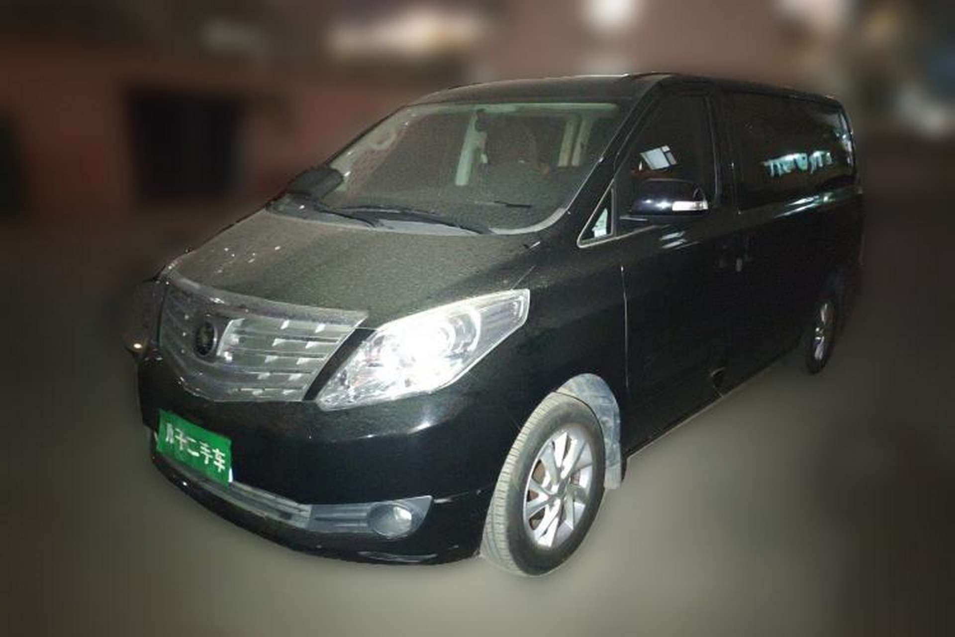 Used FORTHING Lingzhi PLUS 2022 Travel Edition 2.0L Manual Luxury Version 7 Seats Front Left 45 Deg