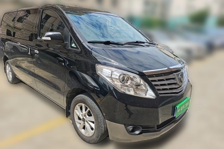 Used FORTHING Lingzhi PLUS 2022 Travel Edition 2.0L Manual Luxury Version 7 Seats Front Right 45 Deg