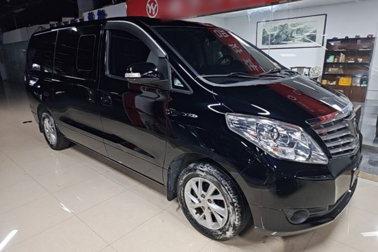 Used FORTHING Lingzhi PLUS 2022 Travel Edition 2.0L Manual Luxury Version 7 Seats Front Right 45 Deg