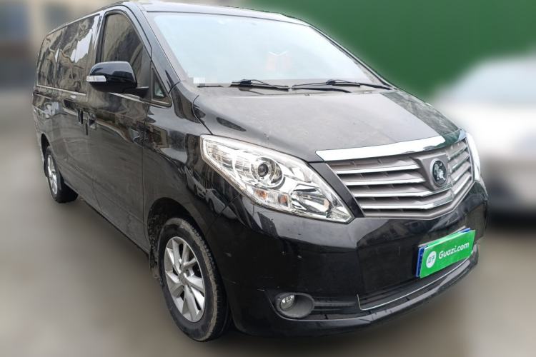Used FORTHING Lingzhi PLUS 2022 Travel Edition 2.0L Manual Luxury Version 7 Seats Front Right 45 Deg