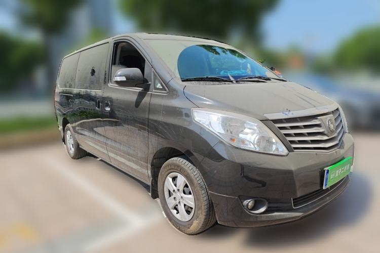 Used FORTHING Lingzhi PLUS 2022 Travel Edition 2.0L Manual Comfort Version 7 Seats Front Right 45 Deg