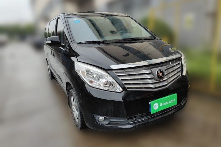 Used FORTHING Lingzhi PLUS 2022 Travel Edition 2.0L Manual Comfort Version 9 Seats Front Right 45 Deg