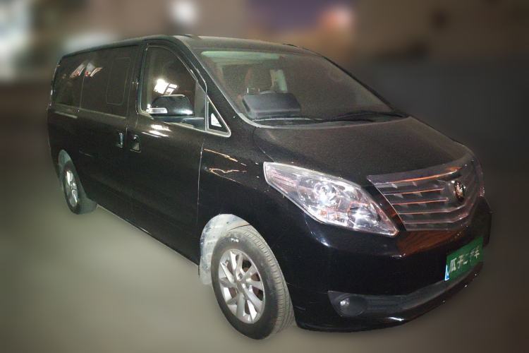 Used FORTHING Lingzhi PLUS 2022 Travel Edition 2.0L Manual Luxury Version 7 Seats Front Right 45 Deg