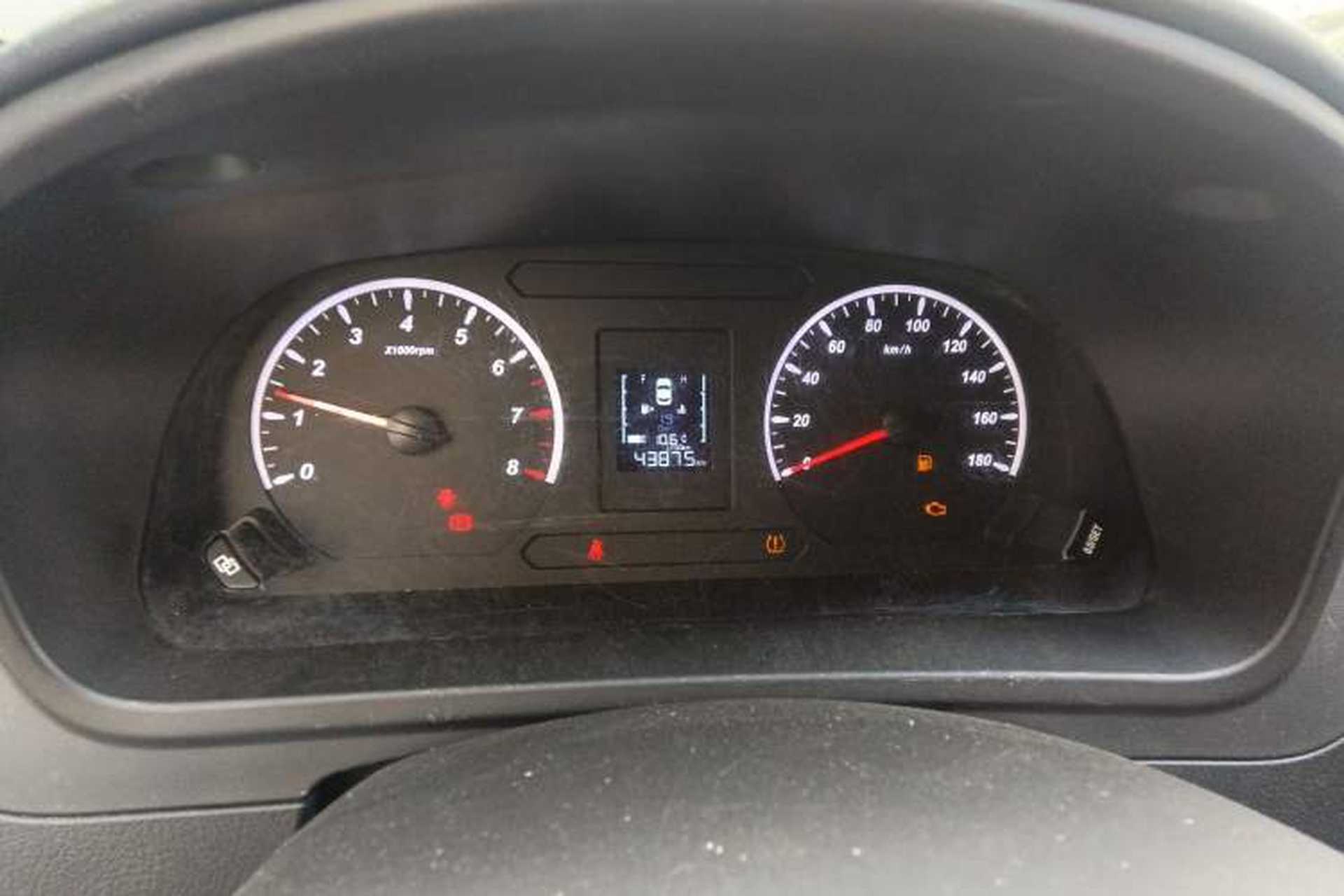 Used FORTHING Lingzhi PLUS 2022 Travel Edition 2.0L Manual Luxury Version 7 Seats Instrument Cluster
