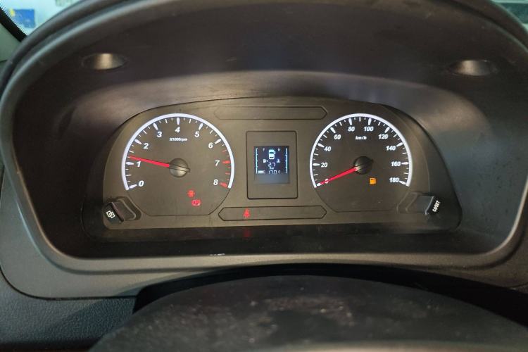 Used FORTHING Lingzhi PLUS 2022 Travel Edition 2.0L Manual Comfort Version 7 Seats Instrument Cluster