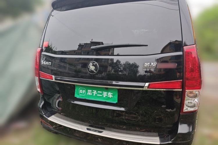 Used FORTHING Lingzhi PLUS 2022 Travel Edition 2.0L Manual Luxury Version 7 Seats Rear