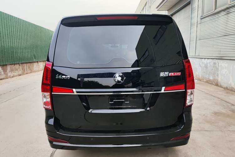 Used FORTHING Lingzhi PLUS 2022 Travel Edition 2.0L Manual Comfort Version 7 Seats Rear