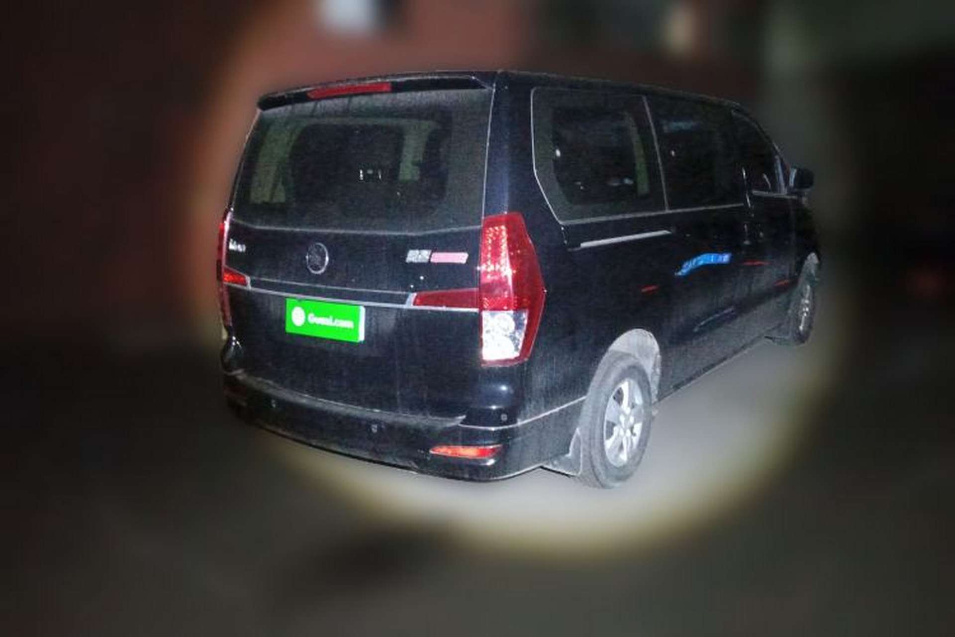 Used FORTHING Lingzhi PLUS 2022 Travel Edition 2.0L Manual Comfort Version 7 Seats Rear Right 45 Deg
