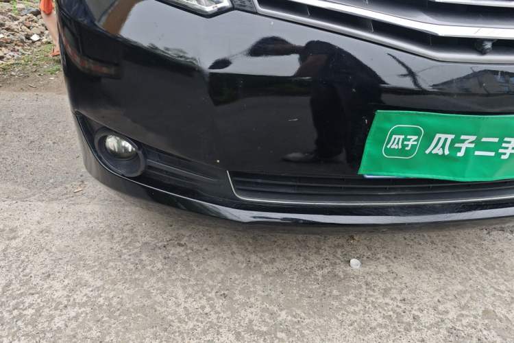 Used FORTHING Lingzhi PLUS 2022 Travel Edition 2.0L Manual Luxury Version 7 Seats Right Front Headlight