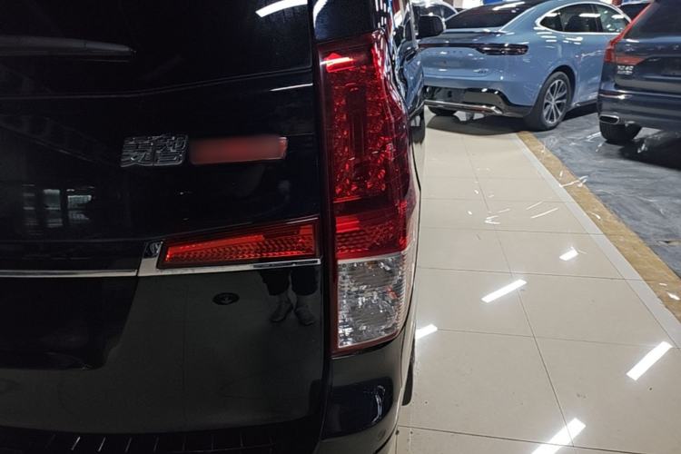 Used FORTHING Lingzhi PLUS 2022 Travel Edition 2.0L Manual Luxury Version 7 Seats Right Rear Taillight