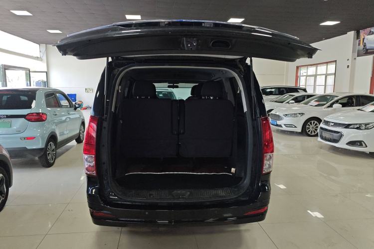 Used FORTHING Lingzhi PLUS 2022 Travel Edition 2.0L Manual Comfort Version 7 Seats Trunk