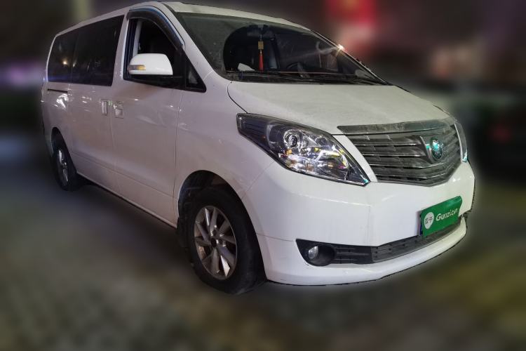 Used FORTHING Lingzhi PLUS 2022 Travel Edition 2.0L Manual Luxury Version 7 Seats Front Right 45 Deg