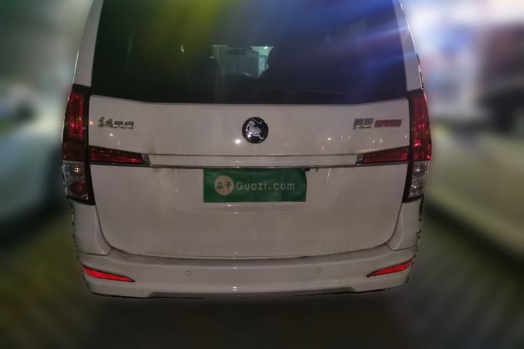 Used FORTHING Lingzhi PLUS 2022 Travel Edition 2.0L Manual Luxury Version 7 Seats Rear