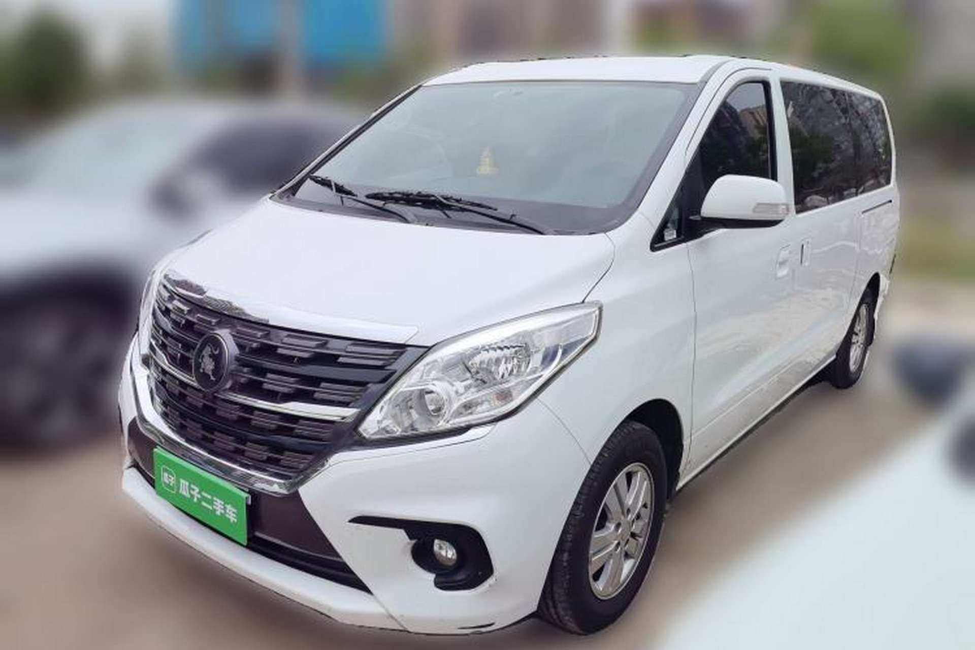 Used FORTHING Lingzhi PLUS 2023 2.0L Manual Comfort Version CNG 7-Seater Front Left 45 Deg