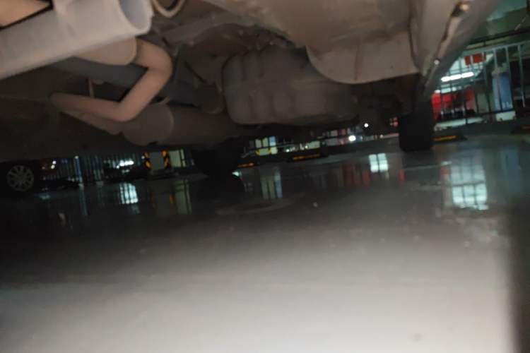 Used FORTHING Lingzhi PLUS 2024 1.5T Manual Luxury 7-Seater Chassis Front Left