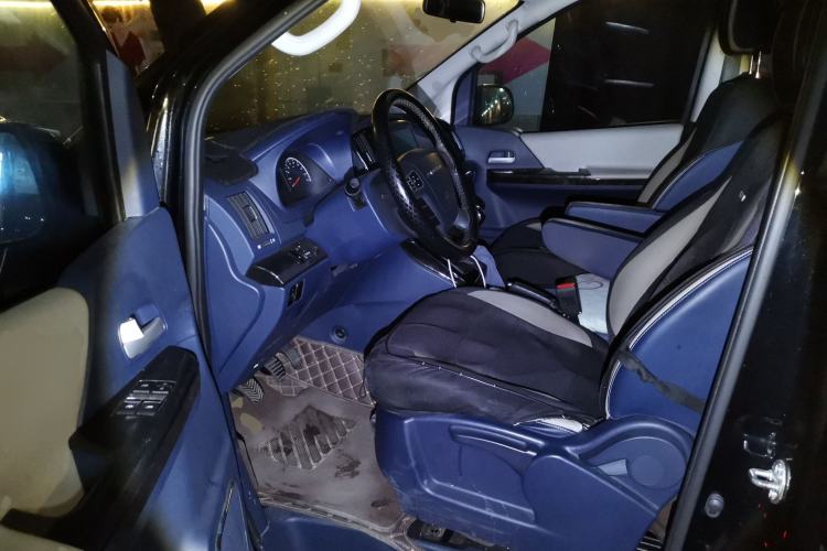 Used FORTHING Lingzhi PLUS 2024 1.5T Manual Luxury 7-Seater Driver Seat