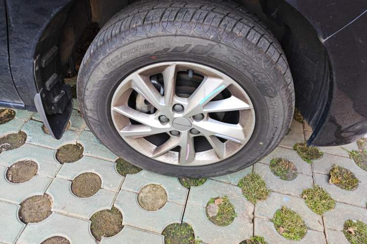 Used FORTHING Lingzhi PLUS 2024 1.5T Manual Luxury 7-Seater Exterior 7