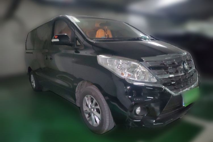 Used FORTHING Lingzhi PLUS 2024 1.5T Manual Luxury 7-Seater Front Right 45 Deg